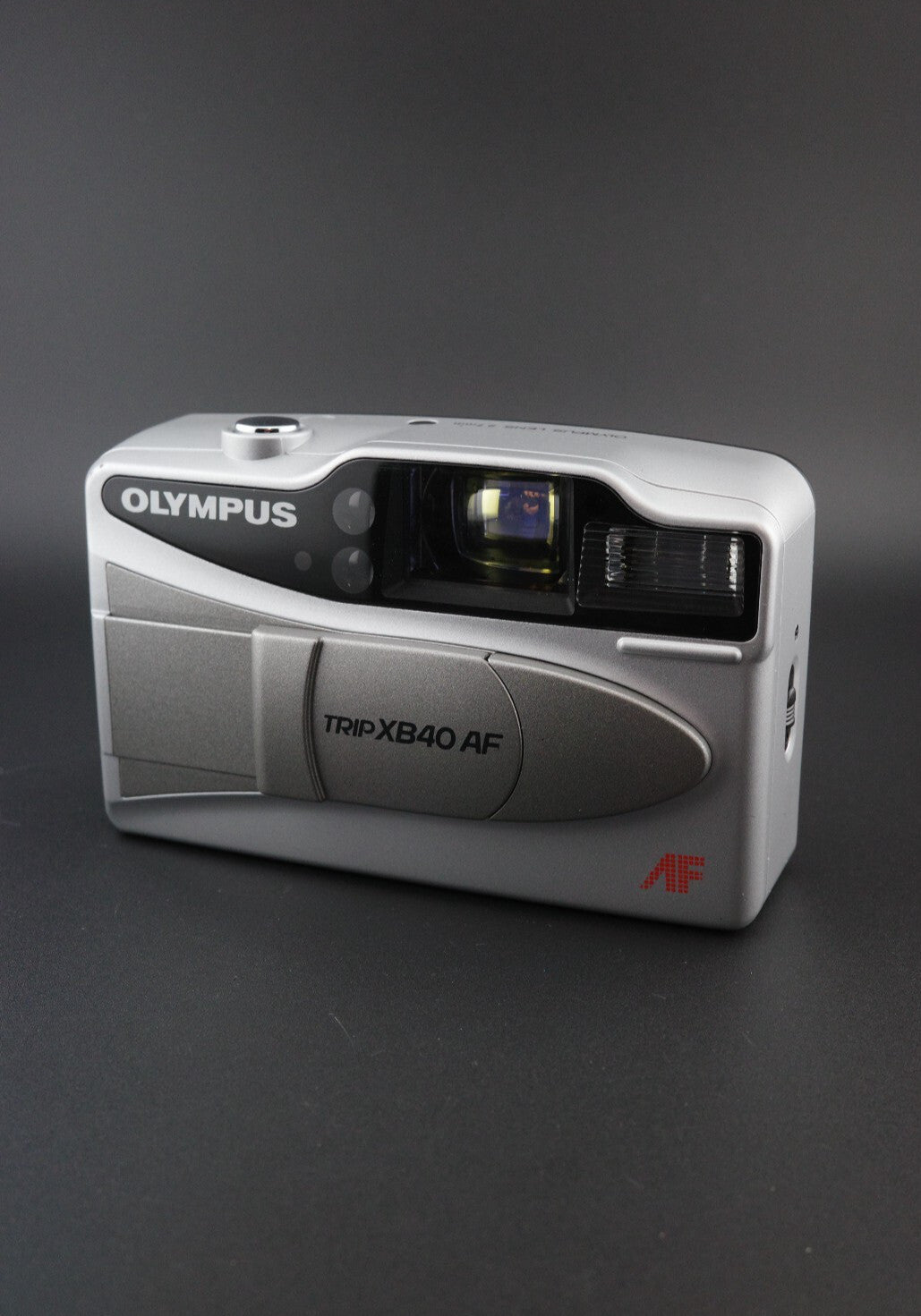 Olympus Trip XB40 AF 35mm Film Point & Shoot Camera, Case + Batteries - Working
