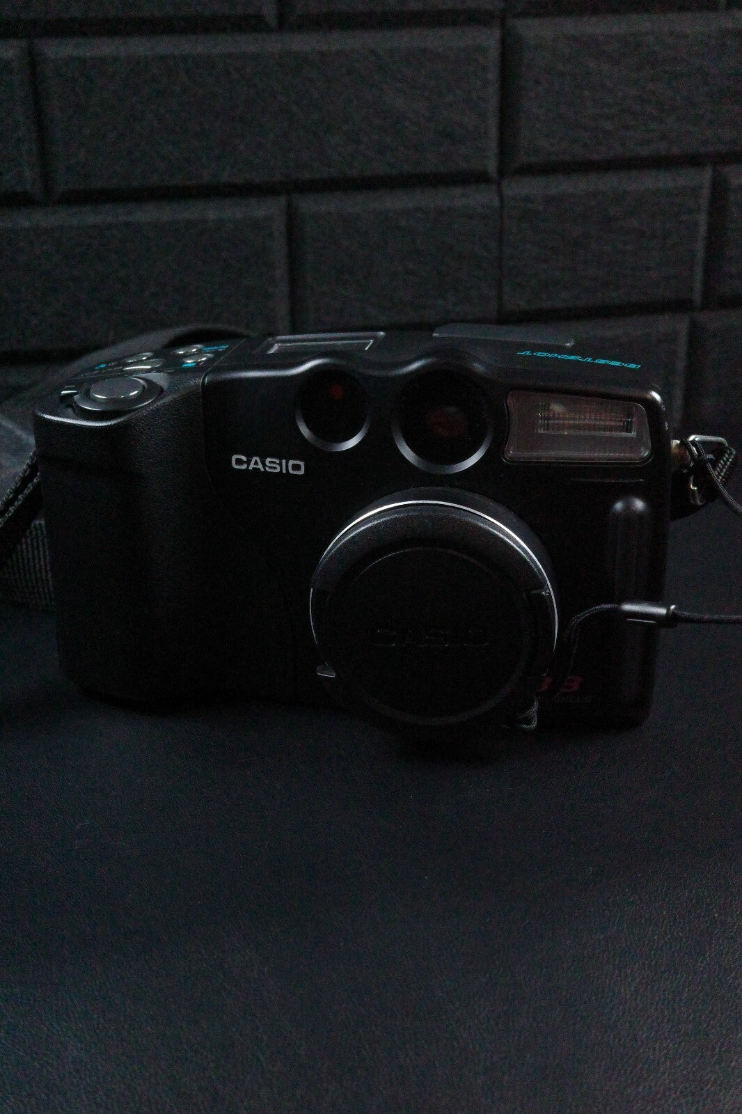 Casio BestShot QV-3500EX Vintage Y2K 3.3MP 12X Zoom Digital Camera - Near Mint