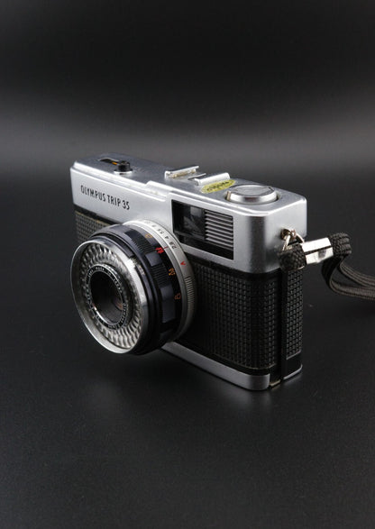 Olympus Trip 35 Vintage 35mm Film Camera - Winds, Fires With Faulty Light Meter