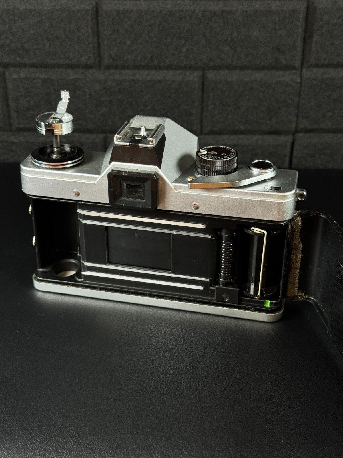Praktica LTL 35mm Film SLR Camera + Zeiss Jena Tessar 2.8 50mm - Winds & Fires