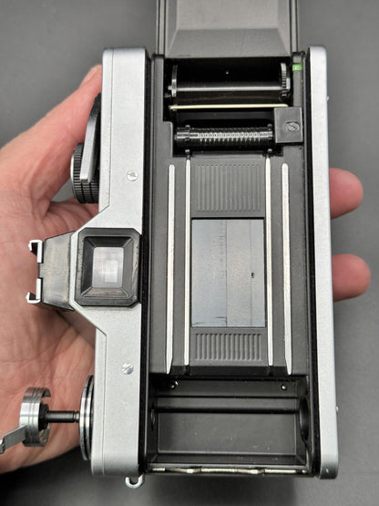 Praktica L Pentacon M42 Vintage 35mm Camera Body - Faulty For Spares or Repair