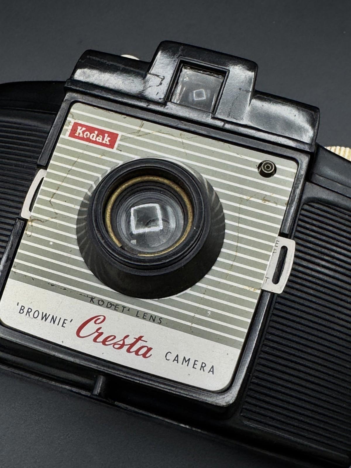 Kodak Brownie Cresta Camera Vintage 1950s - Untested