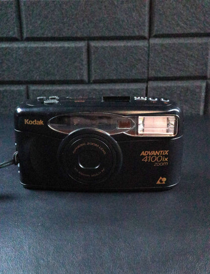 Kodak Advantix 4100ix Zoom Vintage 1990's APS Film Camera - Tested & Working