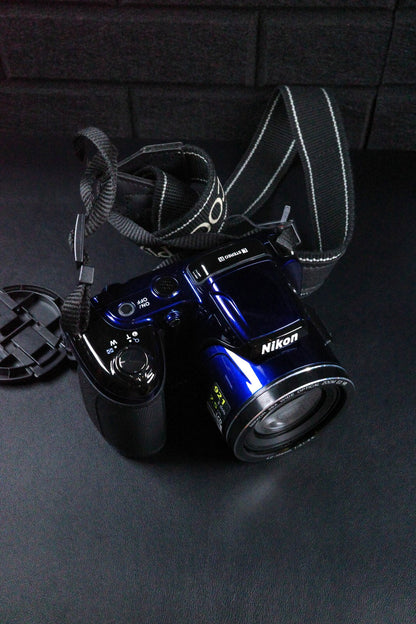 Nikon Coolpix L810 16.1MP Blue Digital Bridge Camera 26x Optical Zoom - Working