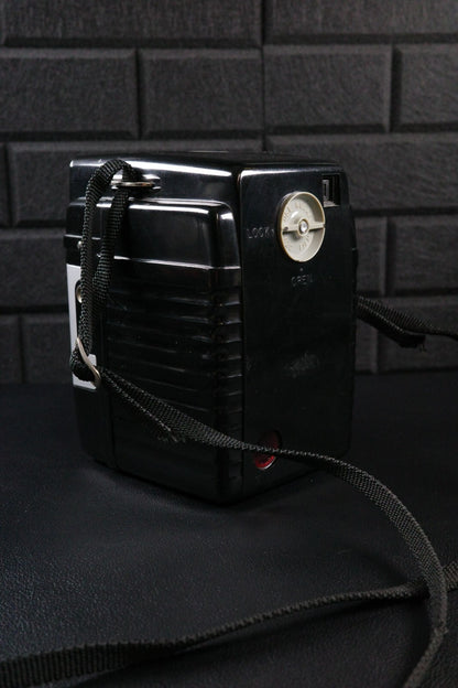 Kodak Brownie Bull's-Eye Vintage 1950's Bakelite 620 Film Box Camera - Working