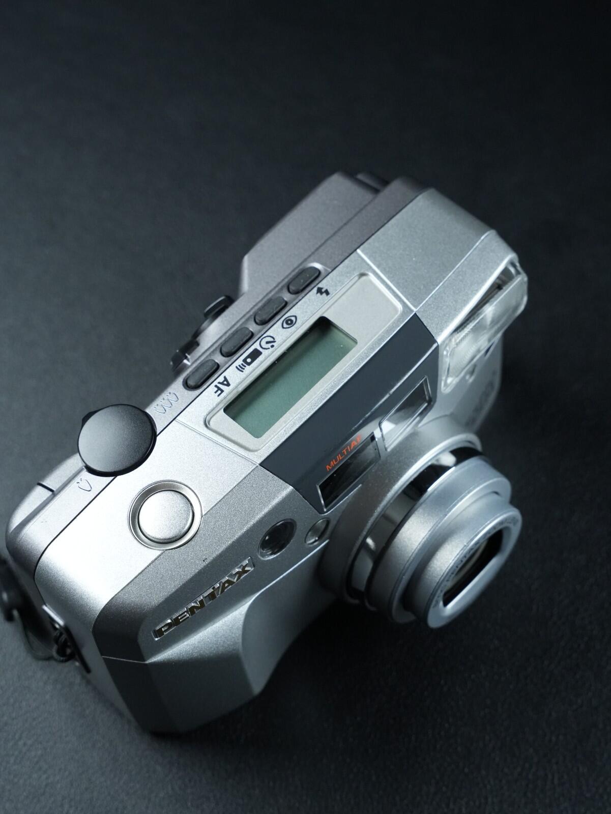 Pentax Espio 135M 35mm Film Point & Shoot Camera - Working (Faulty LED Screen)