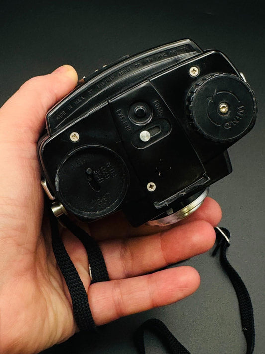 Kodak Brownie Reflex 20 Film Camera Circa 1960 - 1965 - Untested