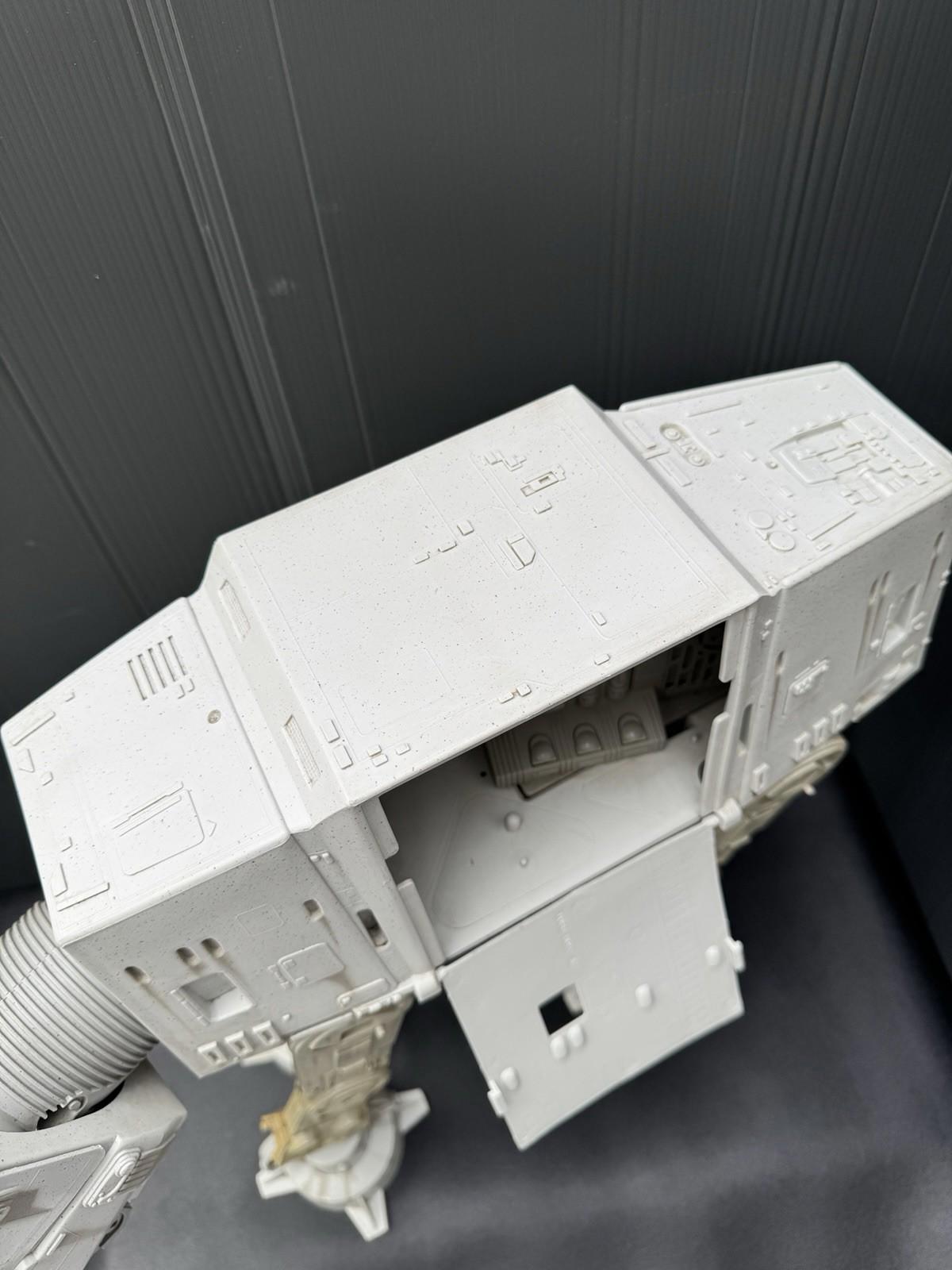 Star Wars Kenner AT AT Imperial Walker Vehicle 1997 POTF- Complete, Working