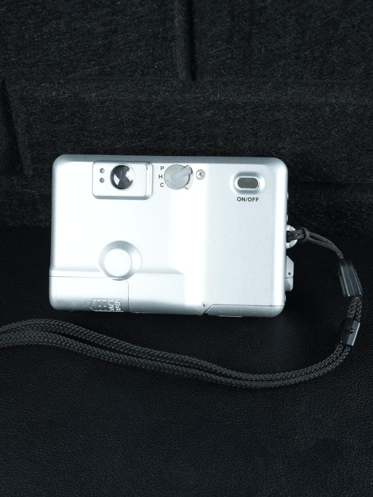 Canon ixus L-1 Vintage 1990's APS Film Camera + Battery - Tested & Working (W89)