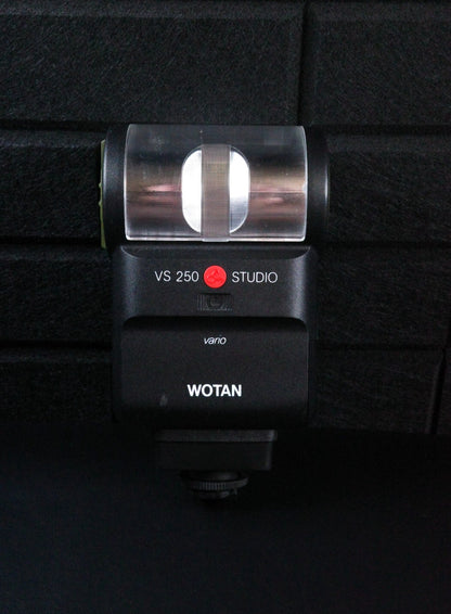 Vintage Wotan VS250 Studio Universal / Pentax Bounce Flash - Tested & Working
