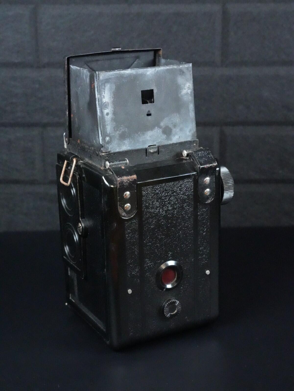 Soviet Komsomolets GOMZ Vintage 1940's 6x6 120 Film Box Camera (Read Details)