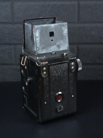 Soviet Komsomolets GOMZ Vintage 1940's 6x6 120 Film Box Camera (Read Details)