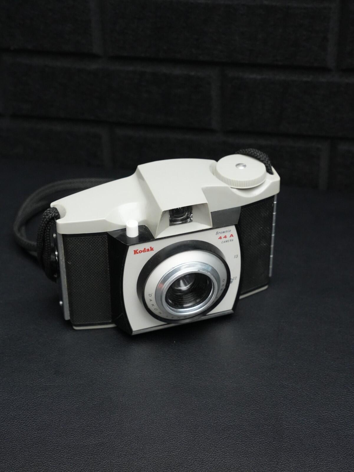 Kodak Brownie 44A Vintage 1960's  127 Film Camera - Tested & Working