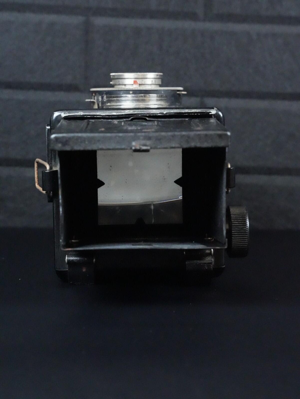 Soviet Komsomolets GOMZ Vintage 1940's 6x6 120 Film Box Camera (Read Details)