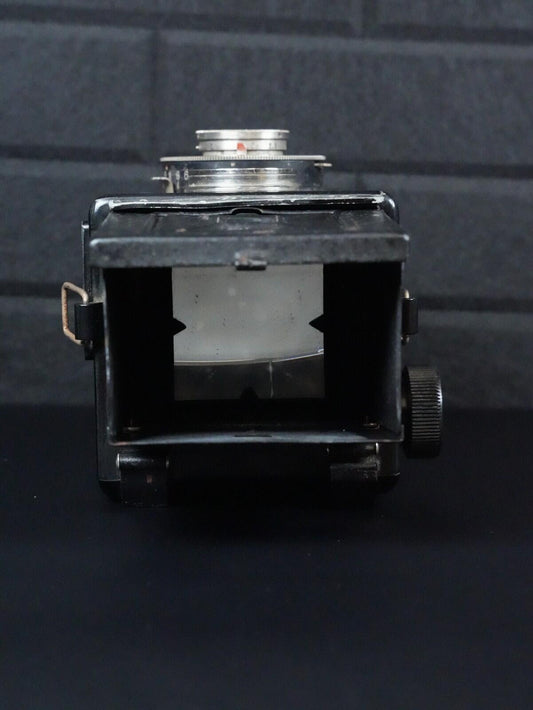 Soviet Komsomolets GOMZ Vintage 1940's 6x6 120 Film Box Camera (Read Details)