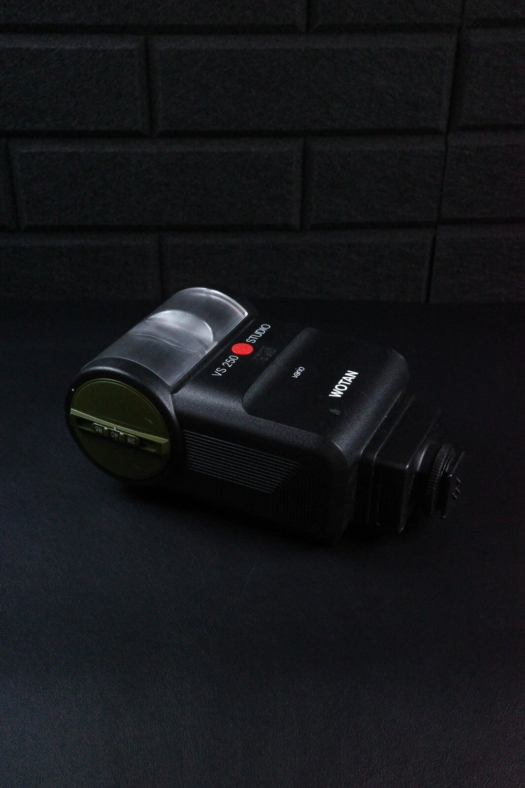 Vintage Wotan VS250 Studio Universal / Pentax Bounce Flash - Tested & Working