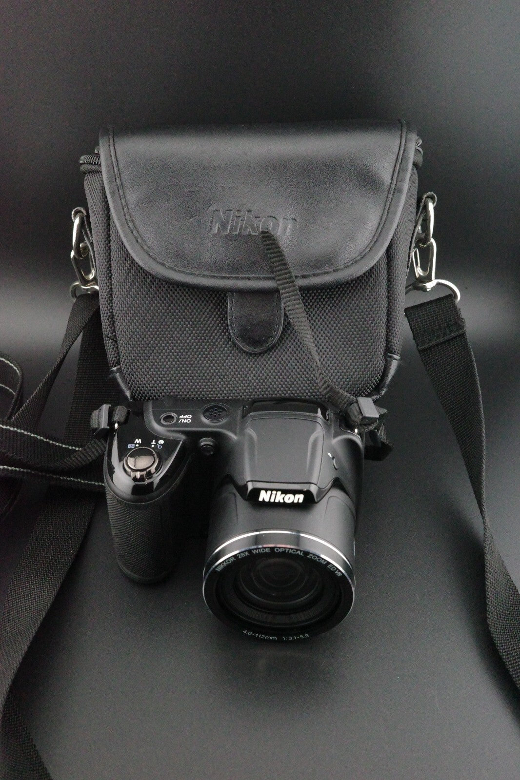 Nikon Coolpix L340 20.2MP 28x Zoom Camera + Card & Bag - Working - Screen Fault