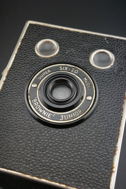 Kodak Six-20 Brownie Junior 620 Film Box Camera 1930s - Tested & Working