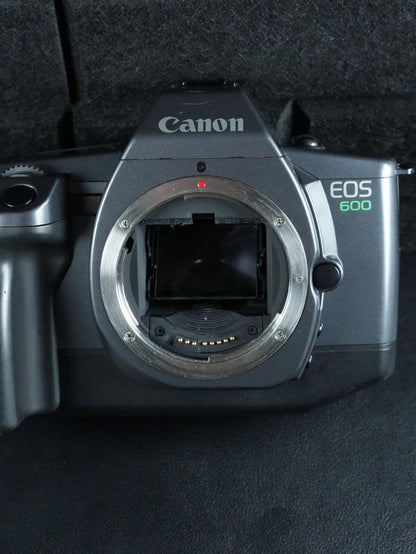 Canon EOS 600 35mm AF SLR 1980's Film Camera Body Only - Tested & Working (W537)