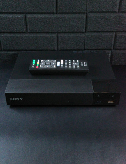 Sony BDP-S1500 Compact 1080p Blu-Ray DVD Player + Remote - Tested & Working