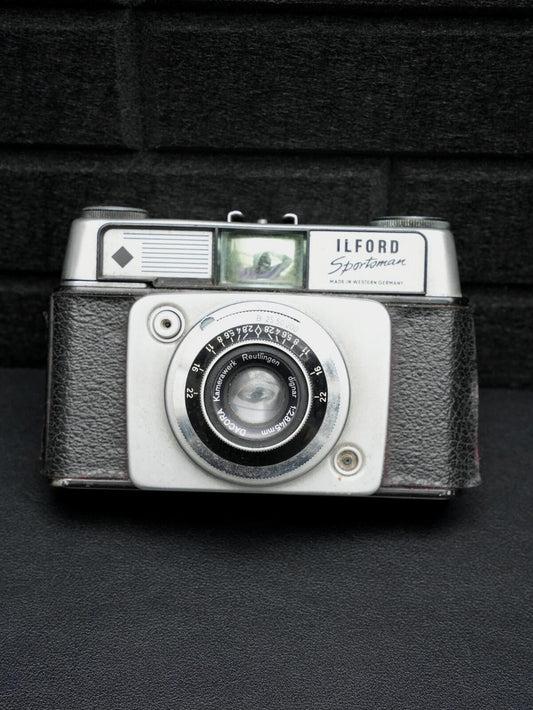 Ilford Sportsman Vintage 1960's 35mm Film Camera - Faulty, Spares or Repair
