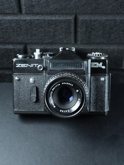 Zenit EM Vintage 1980 35mm Film Camera + Meyer-Optik Gorlitz Domiplan 50mm 2.8