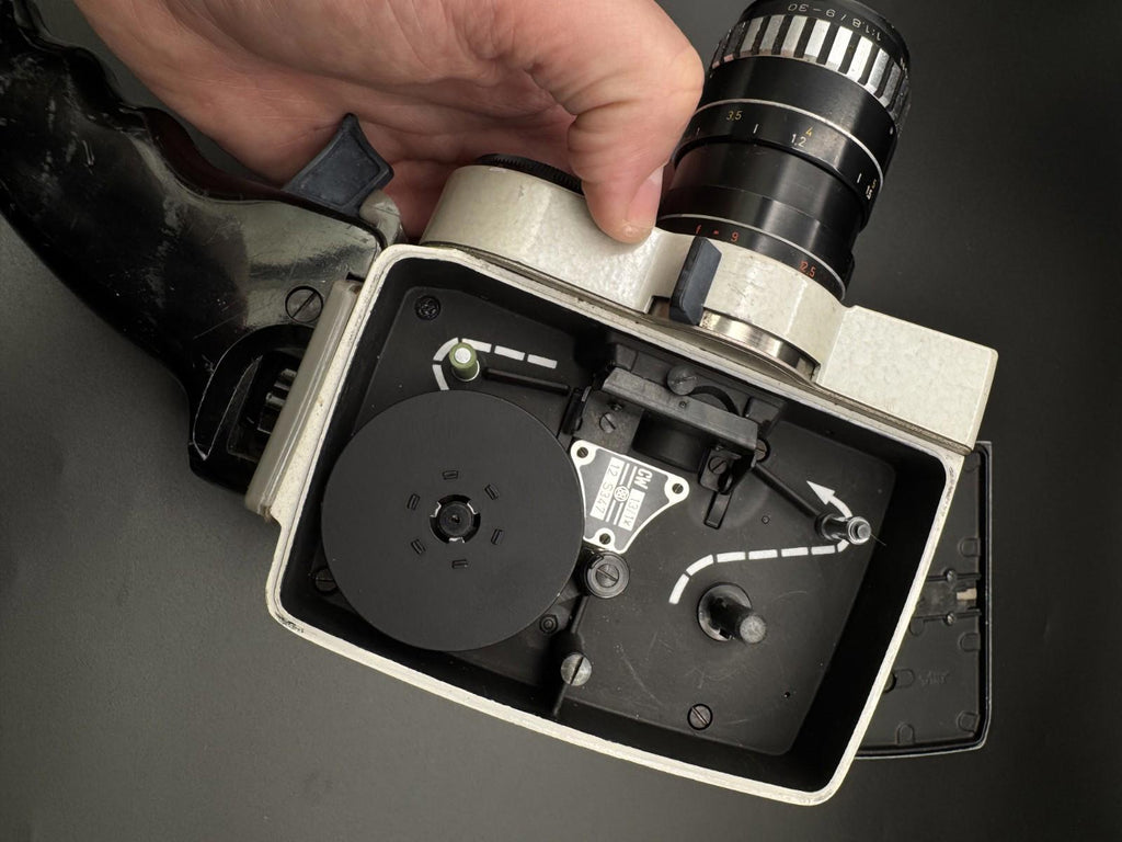 Vintage Bauer 88L Retro Cine Film Camera With Iscovaron 1:1.8/9-30 Double 8mm