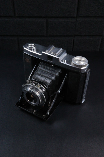 Zeiss Ikon Nettar 517/16 Vintage 1950's 120 Film Camera - Working - Heavy Fungus On Lens