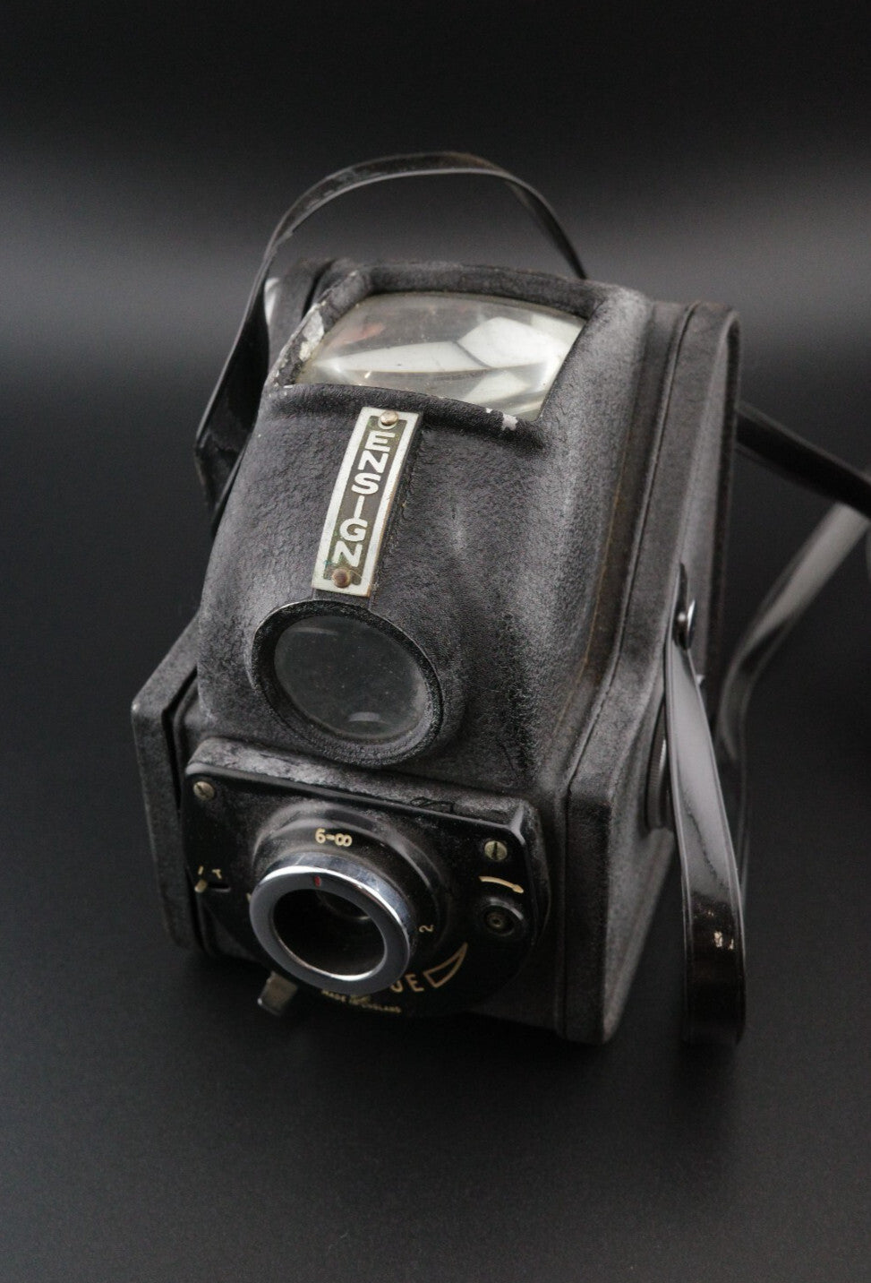 Vintage 1940's Ensign Ful-Vue 120 Film Camera + Case - Faulty Spares or Repair