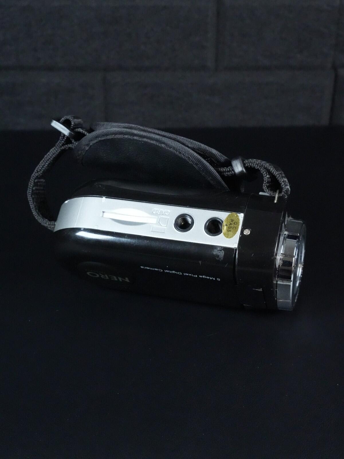 Giani Nero DV5525A 5MP Digital Camcorder Video Camera 4x Zoom - Tested & Working