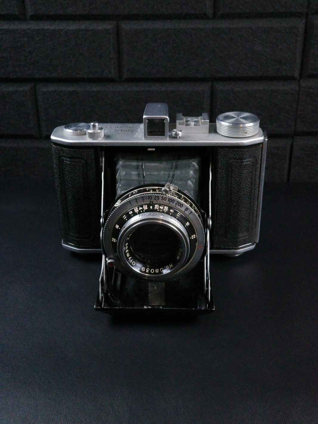 Olympus Six D.Zuiko 75mm f/3.5 6x6 Folding Film Camera Tested & Working