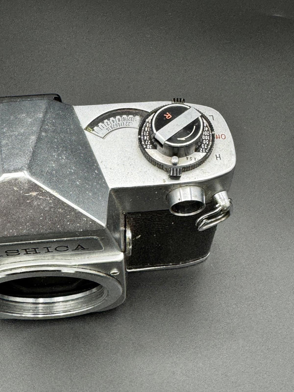 Yashica J5 Reflex 35 Analogue Film SLR Camera Body Only - Winds & Fires