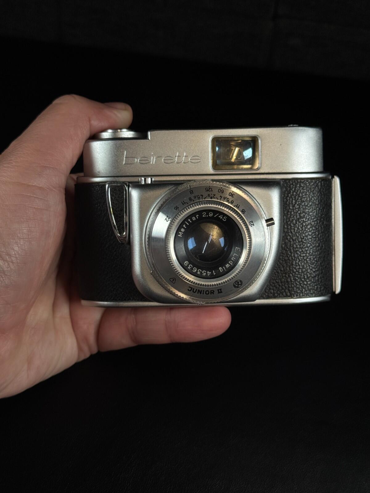 Beirette Junior II Vintage 1950's Compact 35mm Film Camera - Faulty - Not Firing