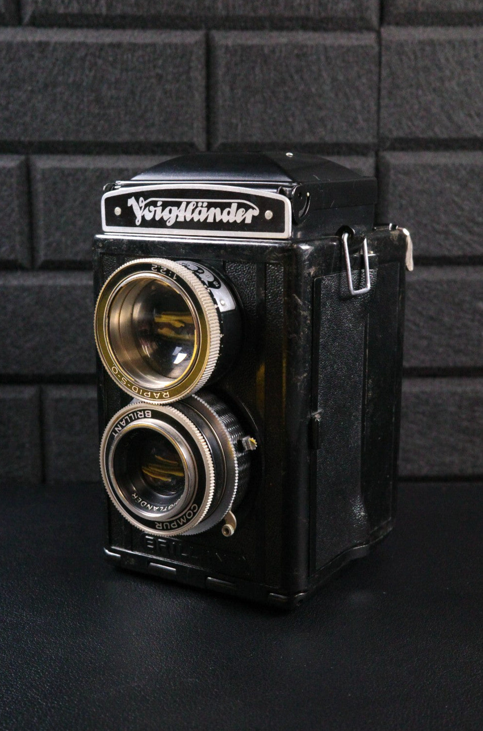 Voigtlander Brilliant Vintage 1930's 120 Film TLR Camera - Tested & Working