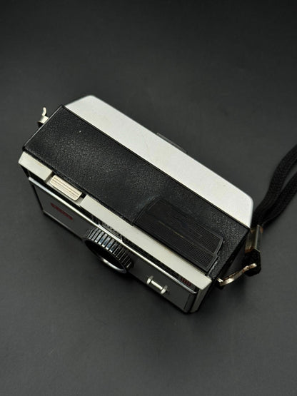 Vintage 1960's Kodak Instamatic 100 Compact 126 Film Camera - Not Working (C69)