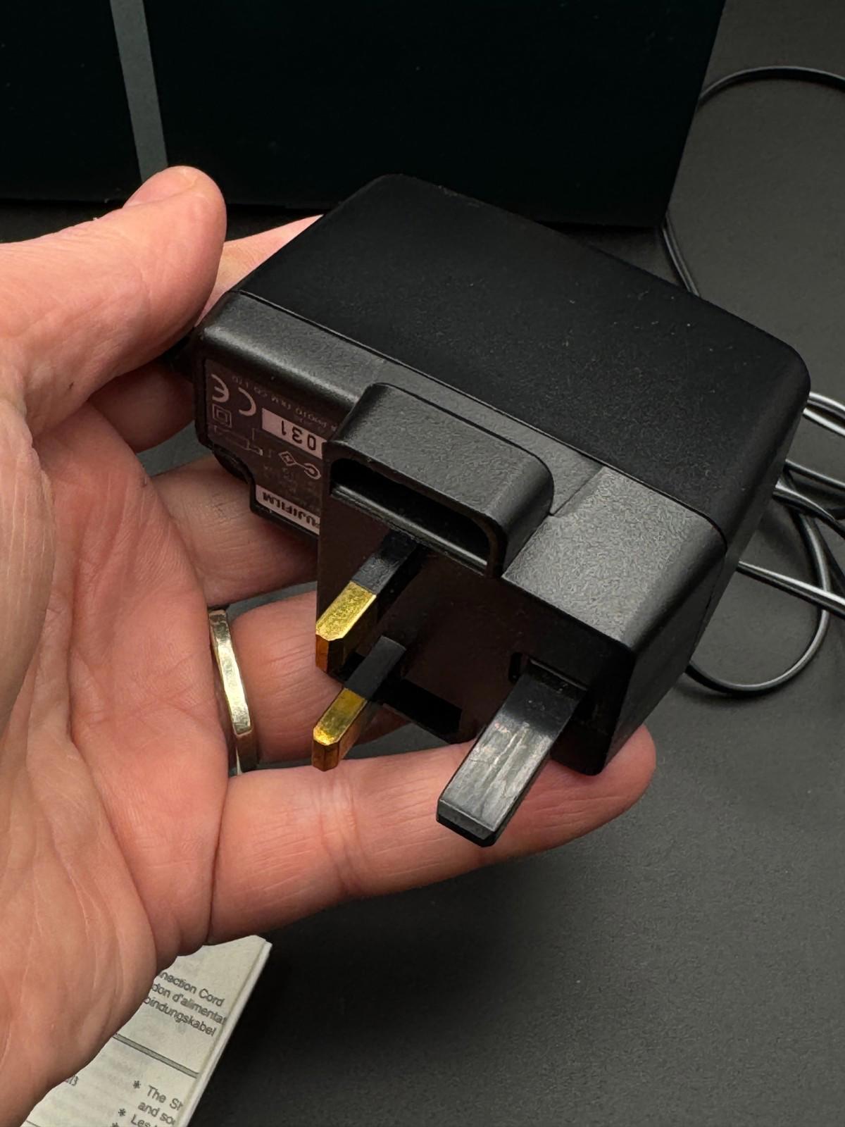 Genuine Boxed FujiFilm AC Adapter Battery Charger AC-5V EG For Fujifilm Cameras