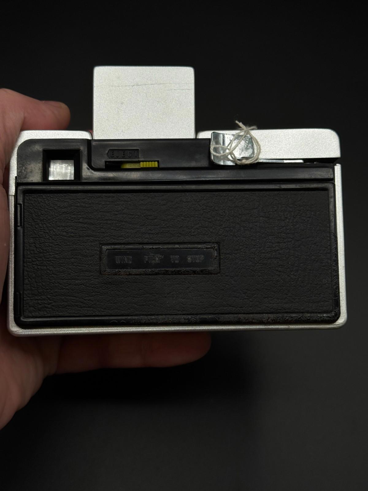 1964 Argus 260 Automatic Camera 126 Film Camera Viewfinder - Untested