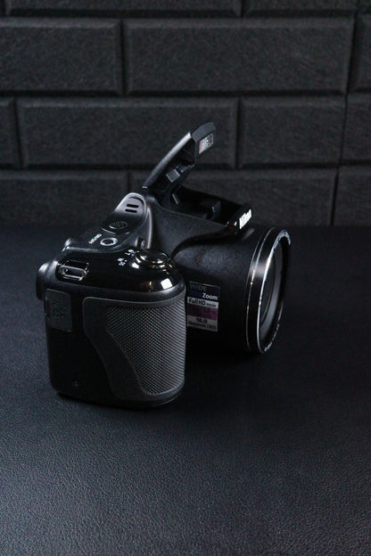 Nikon Coolpix L820 Digital Bridge Camera 16.1MP 30x Optical Zoom - Fully Working