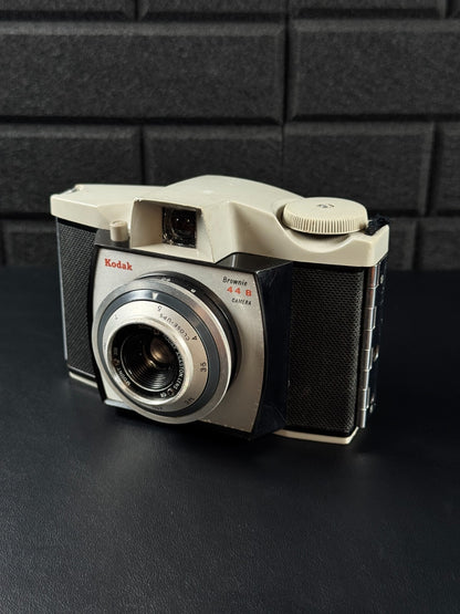 Vintage Kodak Brownie 44B Camera - 127 Film - Made in UK 1960s - Tested Working