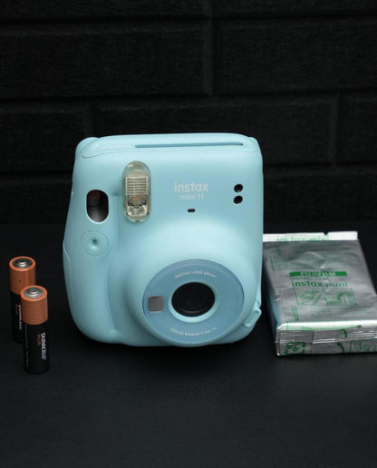 Fujifilm Instax Mini 11 Baby Blue Instant Camera + Film & Batteries - Working