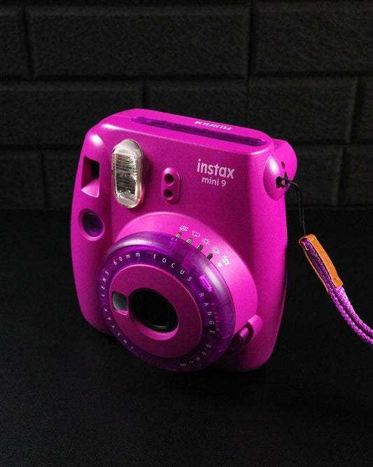 Fujifilm Instax Mini 9 Purple Instant Polaroid Camera + Batteries - Working