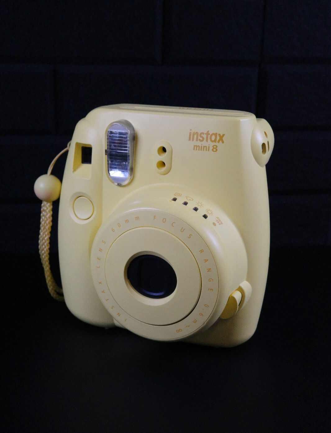 Fujifilm Instax Mini 8 Yellow  Instant Camera + Film & Batteries - Working