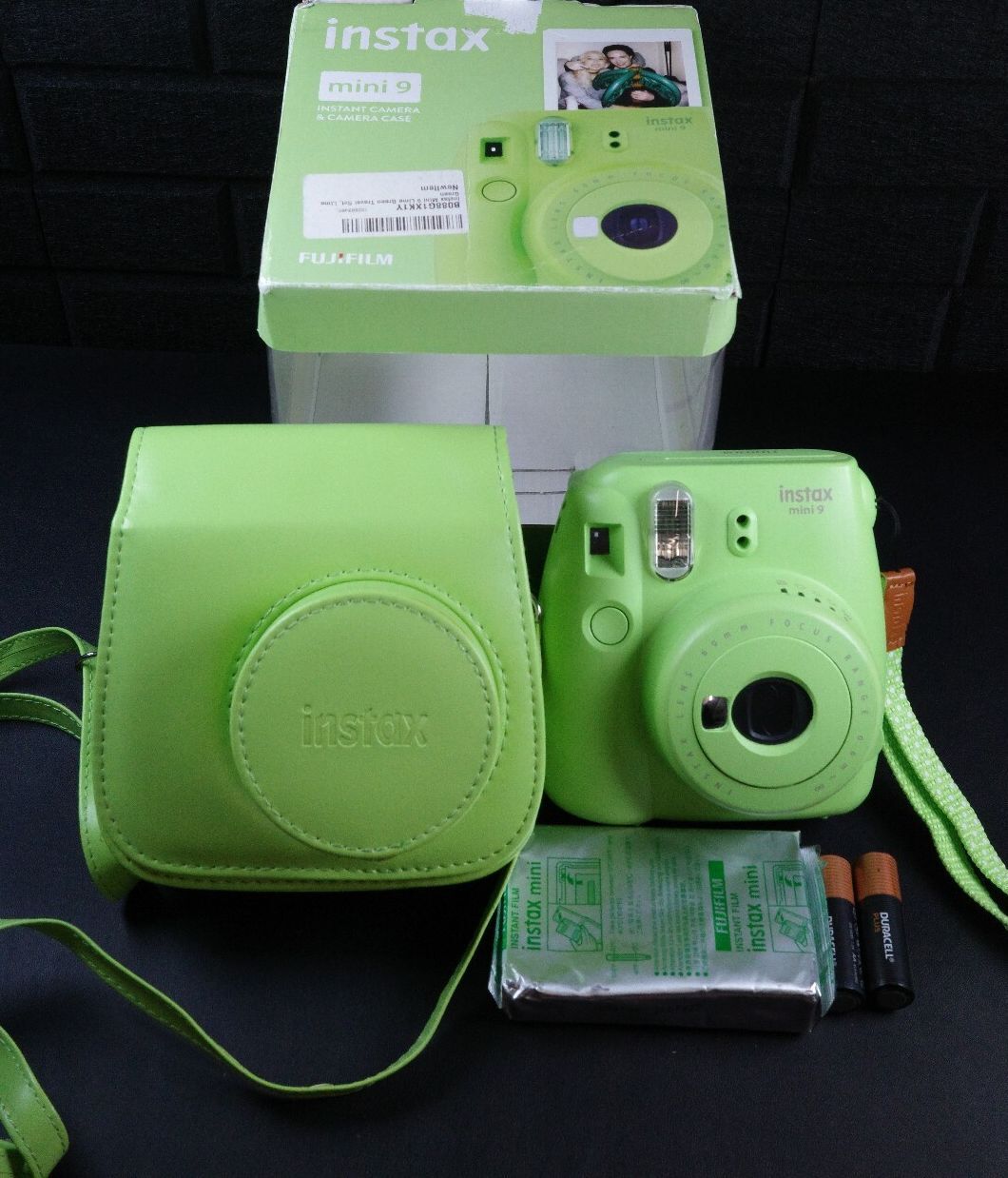 Fujifilm Instax Mini 9 Green Instant Camera + Case, Film & Batteries - Working
