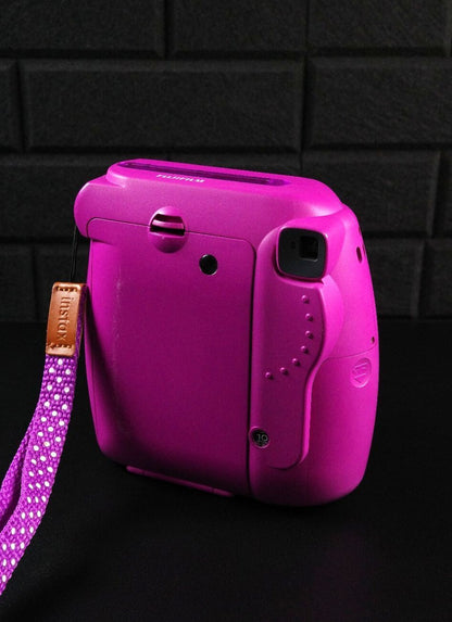 Fujifilm Instax Mini 9 Purple Instant Polaroid Camera + Batteries - Working